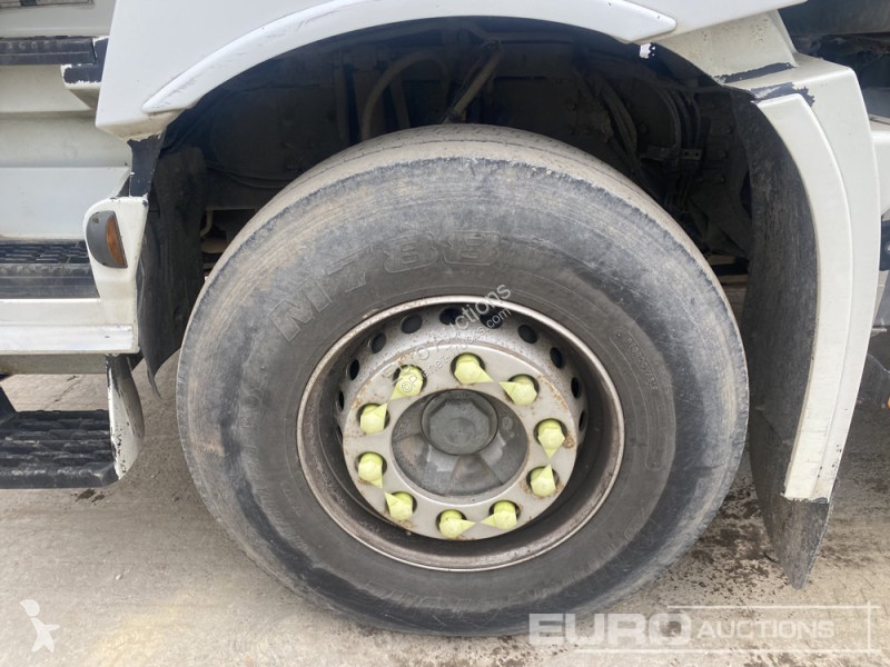 Traktor Renault C520