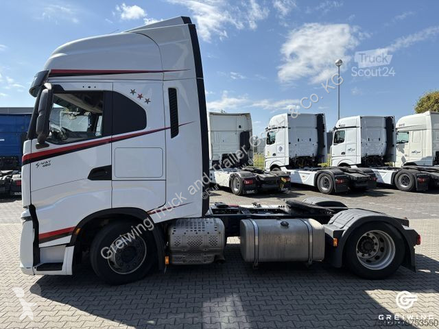 Traktor Iveco AS440S46T/FP LT