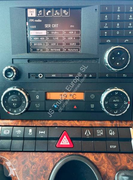 Traktor Mercedes