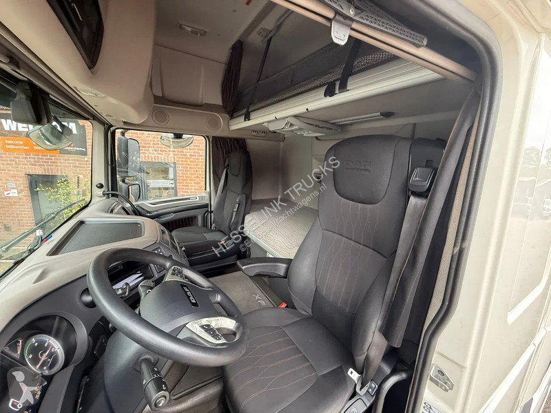 Trekker DAF 480 SSC Super Space 2x tank LED...