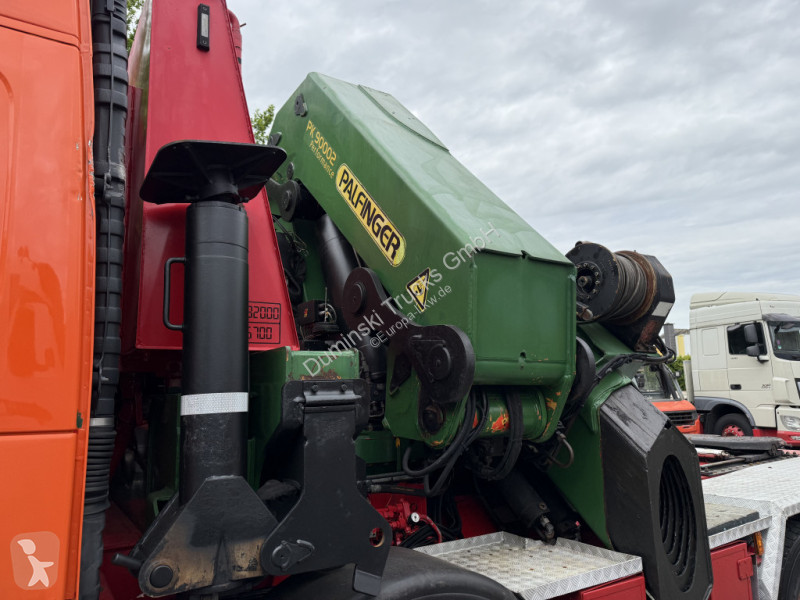 Traktor Volvo 420 8X4 Kran Palfinger PK90002 31...