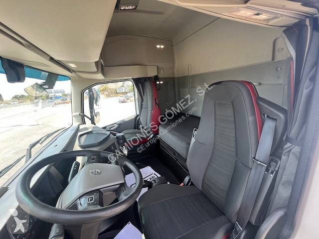 Traktor Volvo