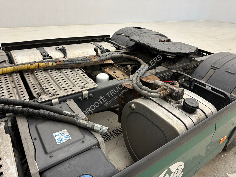Traktor Volvo 500 Globetrotter