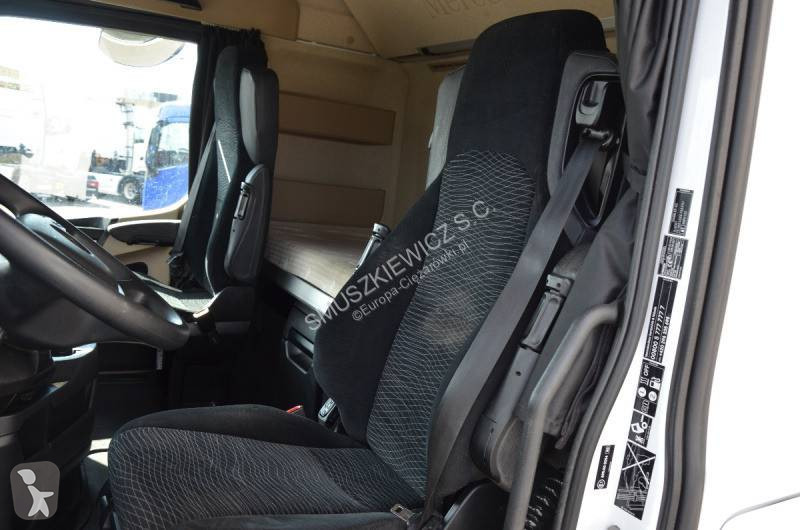 جرار Mercedes