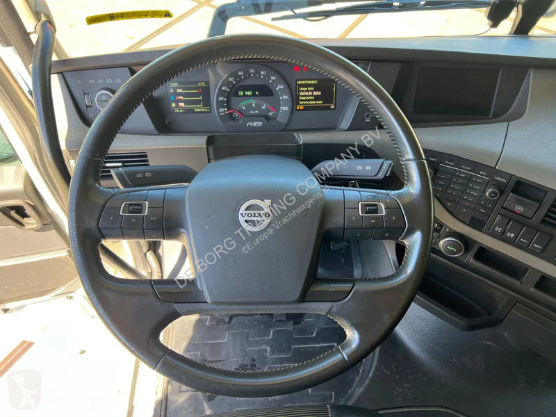 Tahač Volvo 16750 6x4