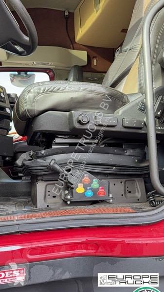 Traktor Volvo 420 Full Air - Belgian Truck -...