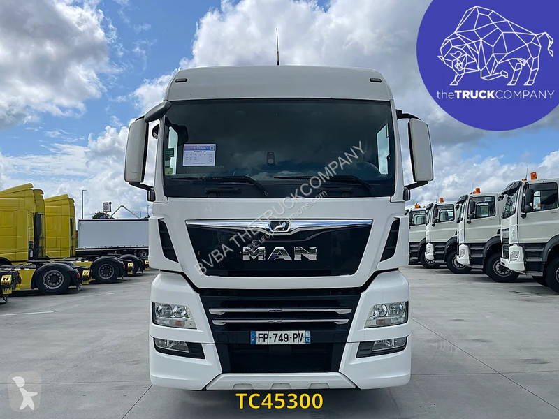 Traktor MAN 470