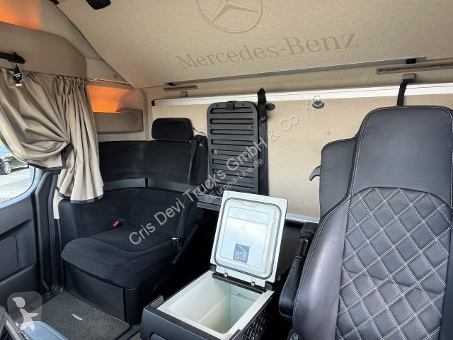 Traktor Mercedes 1853 4x2 Gigaspace / Sitzecke...