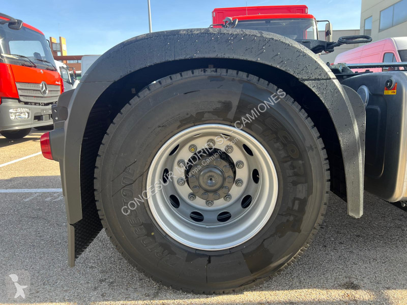 Traktor Mercedes  1851 LS