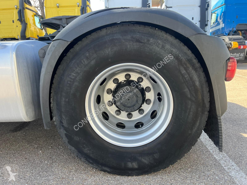 Traktor DAF  460