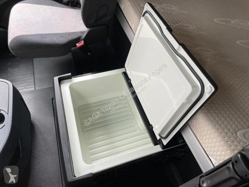 Trekker Mercedes F 1848 StreamSpace 2.50M