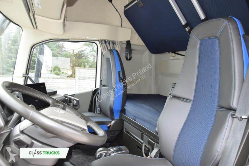 Traktor Volvo 500 Globetrotter XL