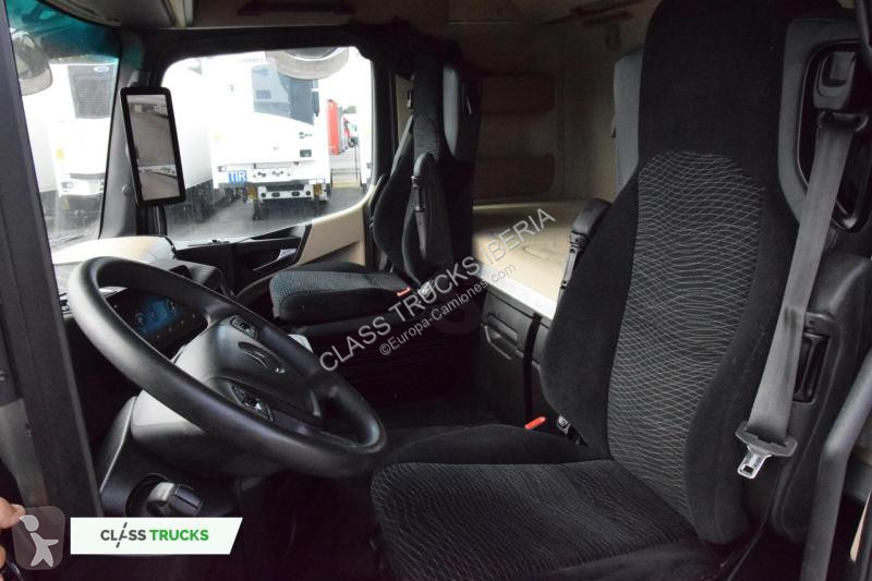 Traktor Mercedes 5 1845 BigSpace