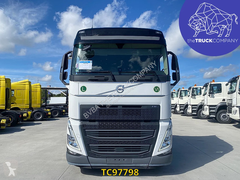 Traktor Volvo 500