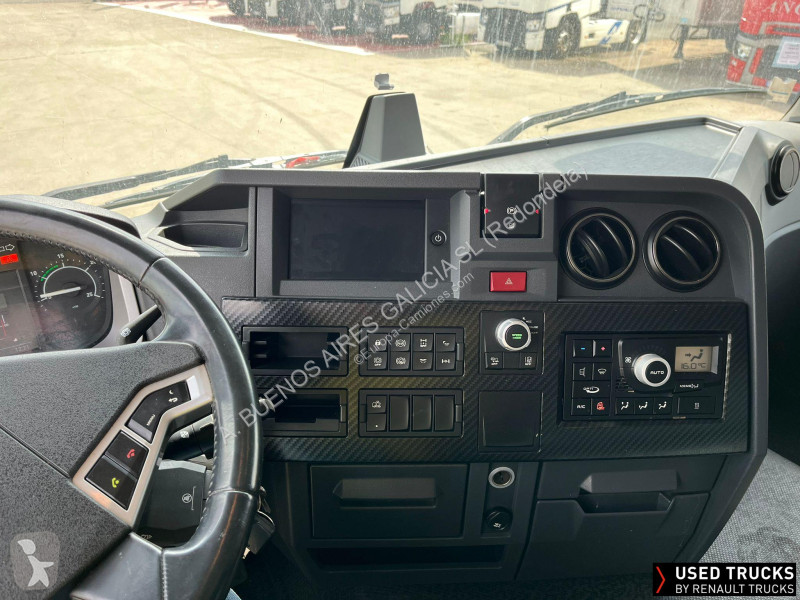 Traktor Renault