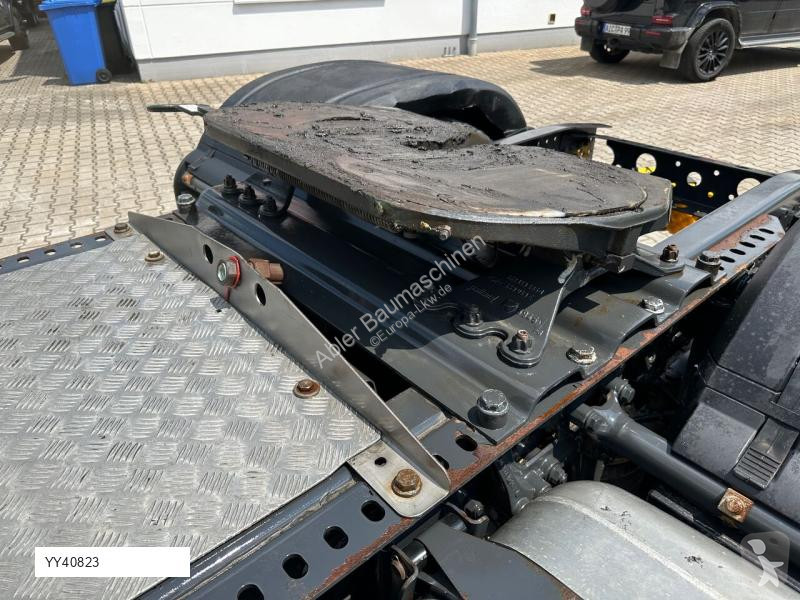 Cap tractor Mercedes 1845