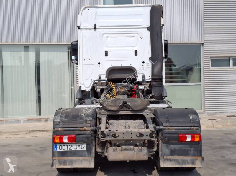 Traktor Mercedes