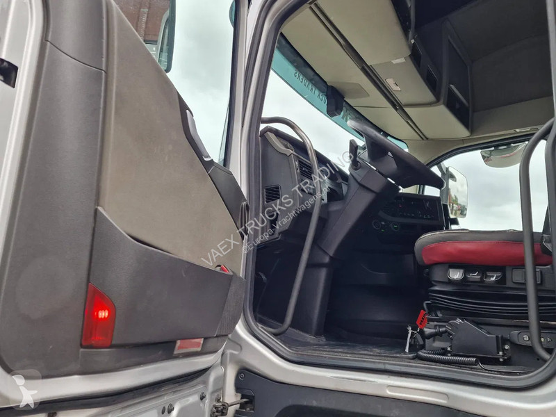 Tractor Volvo 13460 Globetrotter 4x2 -...