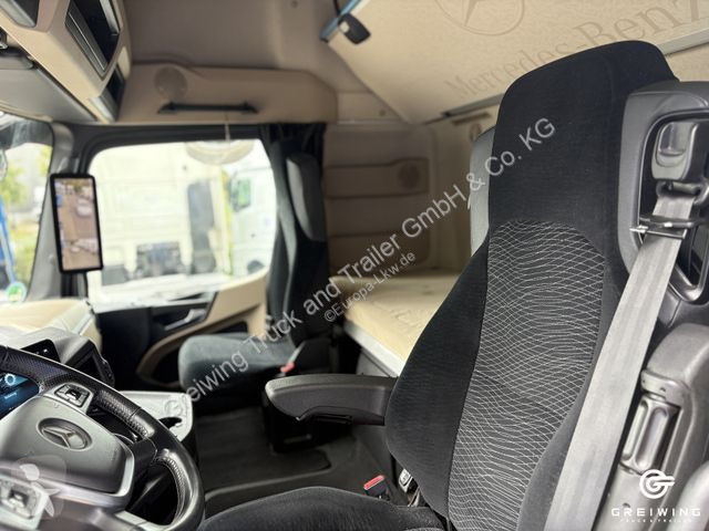 Tahač Mercedes 1848  4x2 Gigaspace