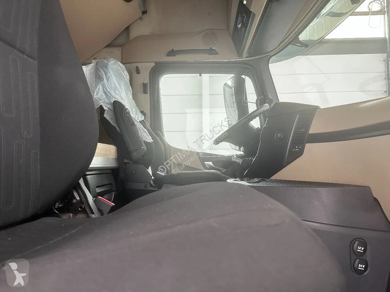 جرار Mercedes 1845 AIRCO / ADR