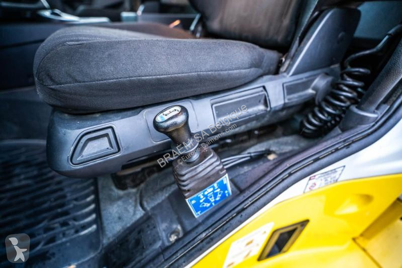 Trattore Stradale Mercedes 2045 AS...