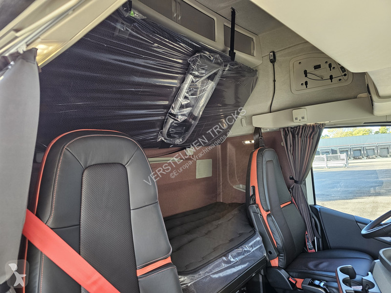جرار Volvo FH 780 AERO / 6x2/4 / RETARDER /...