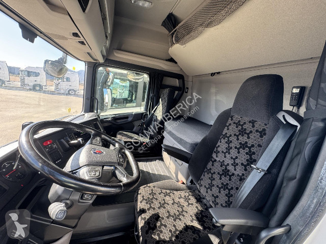 جرار Scania R 460 A4x2NA