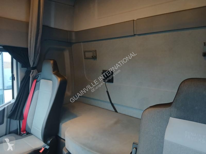 جرار Renault 460 Gamme T