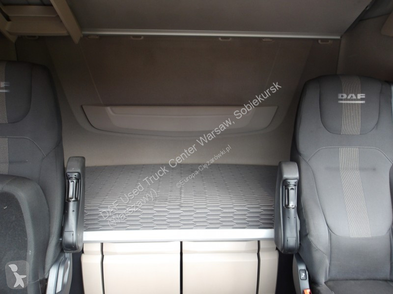 Tahač DAF XG  FT 4X2