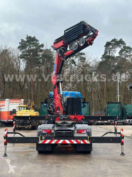 جرار MAN 33.470 6x6 mit HMF 3220 Ladekran