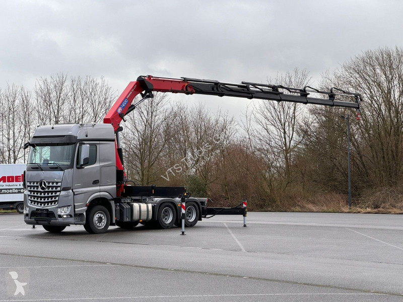 جرار Mercedes 2653 MP5 6x4 HMF 4020