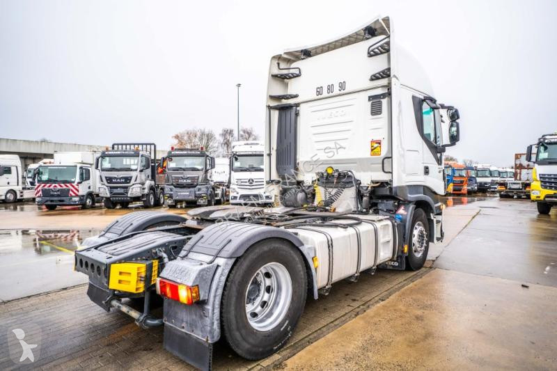 جرار Iveco  STRALIS 460 + KIPHYDR.