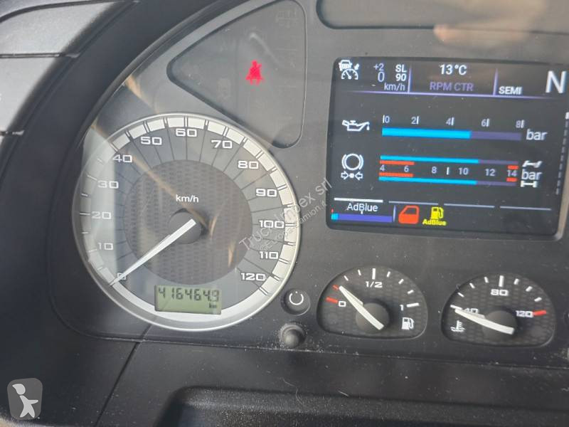 جرار Iveco