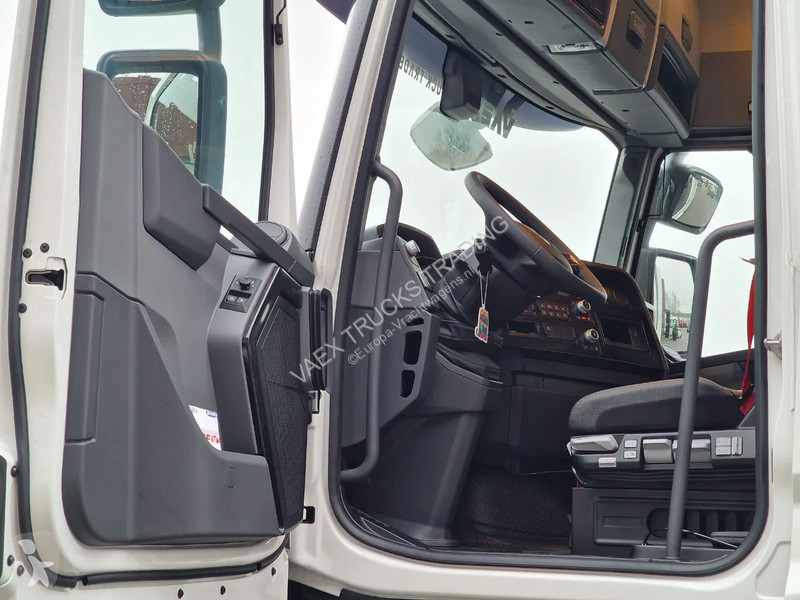 جرار Renault T HIGH 480 4x2 - Lowdeck - Lifting...