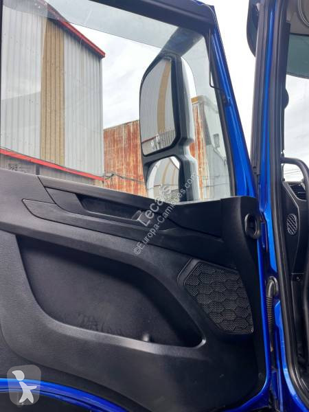 جرار Iveco