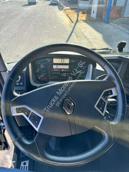 جرار Renault