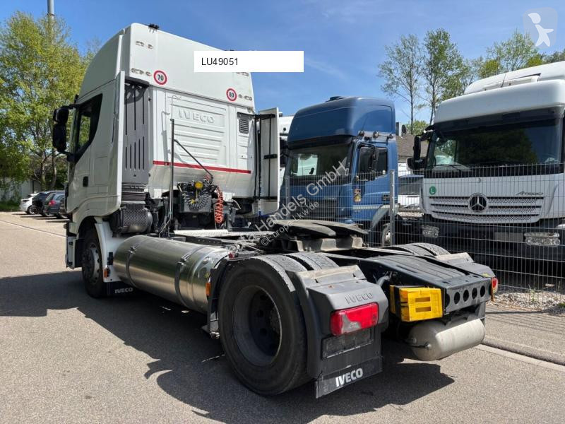 Iveco 460 tractor unit