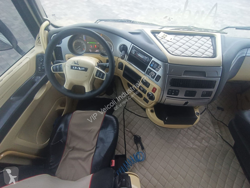 جرار DAF XF 510 SSC