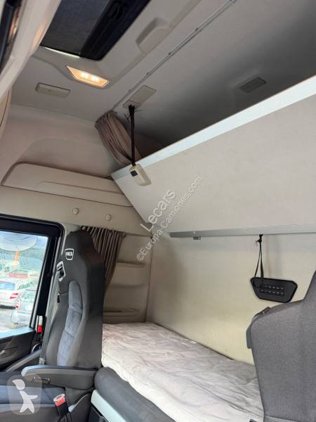 جرار Iveco