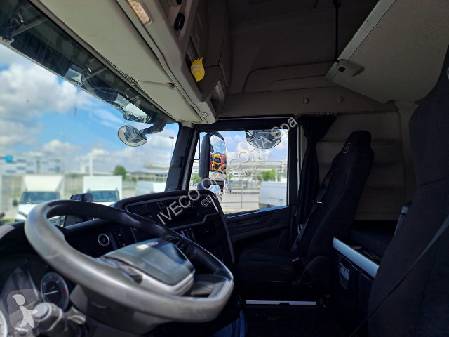 جرار Iveco S-WAY AS440S51T/P