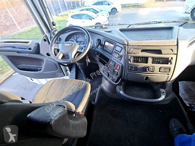 Nyergesvontató DAF 480 FT 4X2