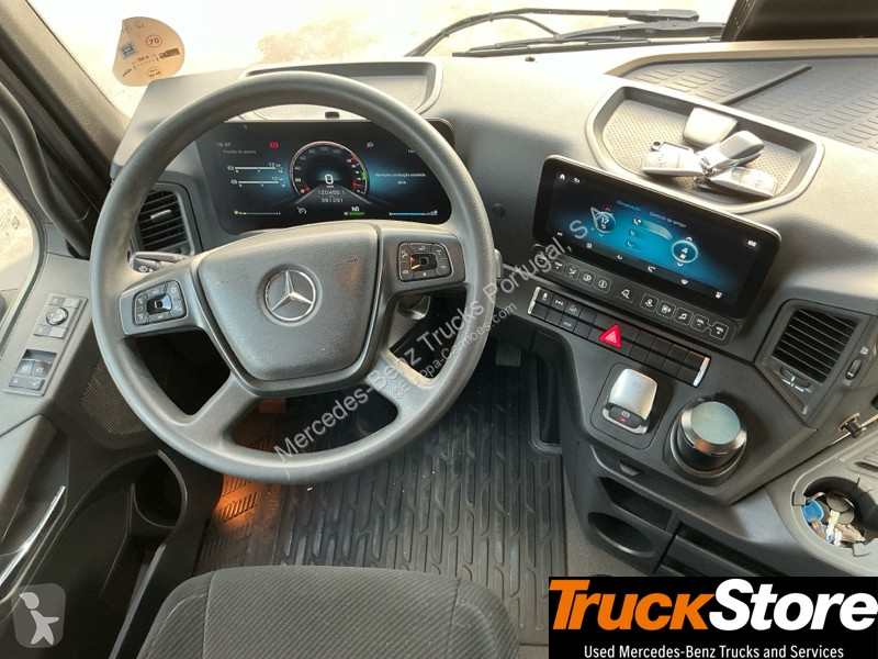 جرار Mercedes 1845