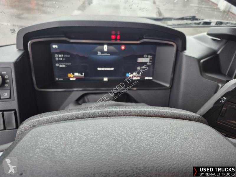 جرار Renault