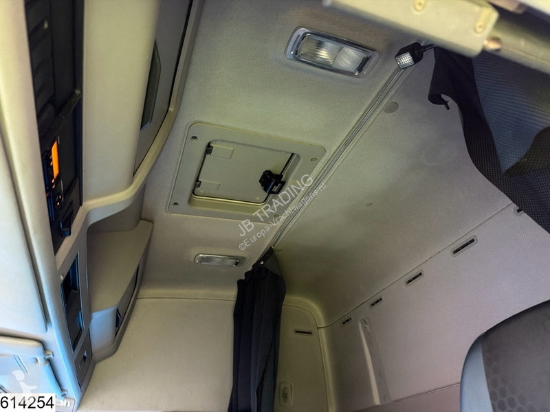 جرار Volvo 460 EURO 5, Hydraulic
