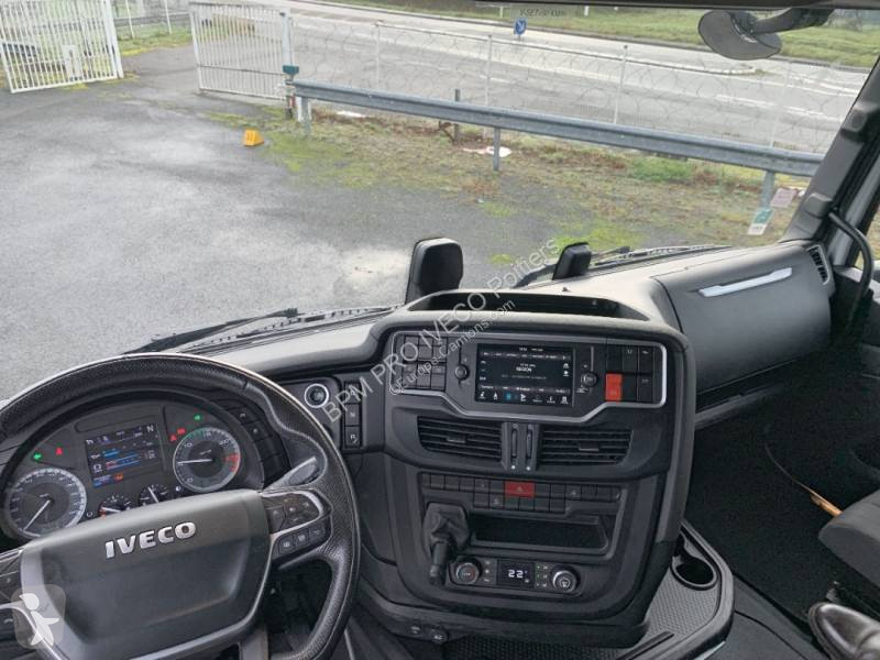 جرار Iveco