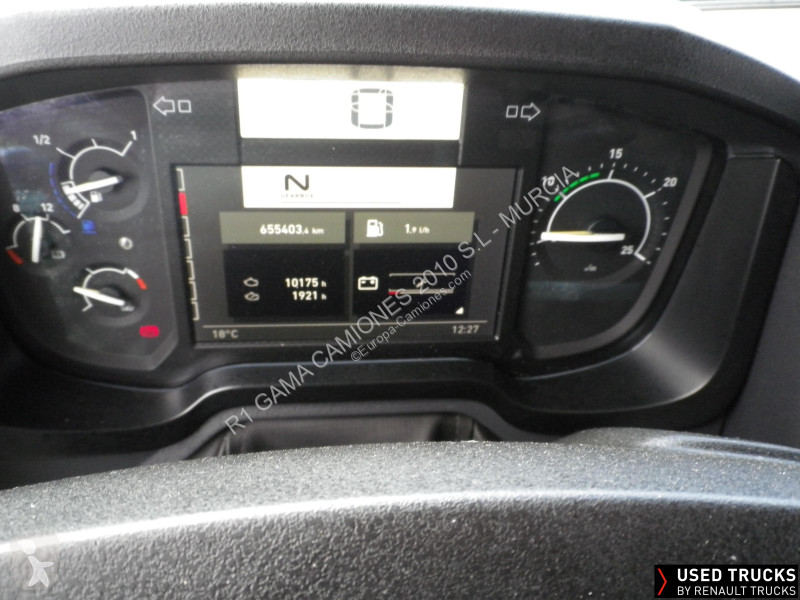 جرار Renault