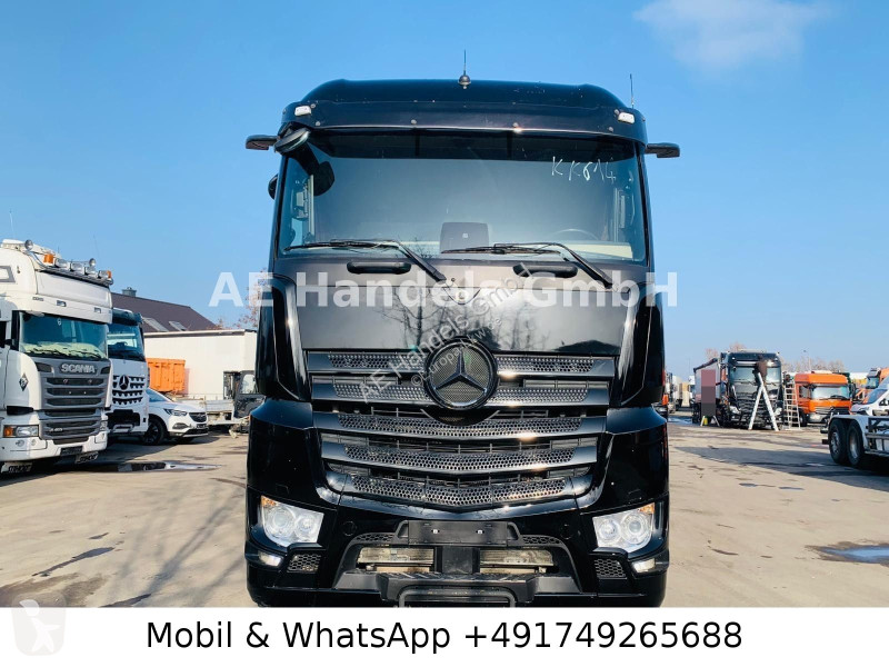 Trattore Stradale Mercedes V 1851 SoloStar BL...