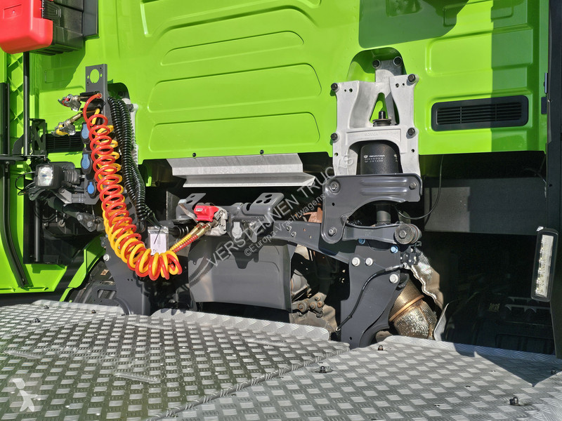 Влекач Scania S770 V8 / 6x4 / RETARDER / FU AIR /