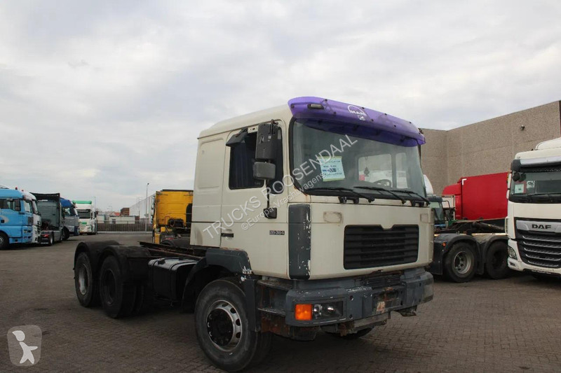 جرار MAN F 26.364 + 6X4 + BIG AX + EURO 2 + MANUAL