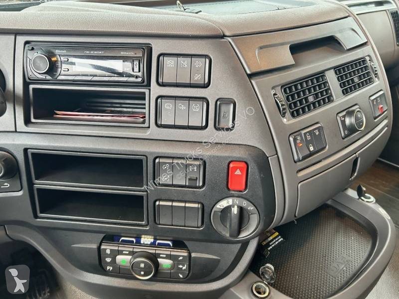 Cap tractor DAF